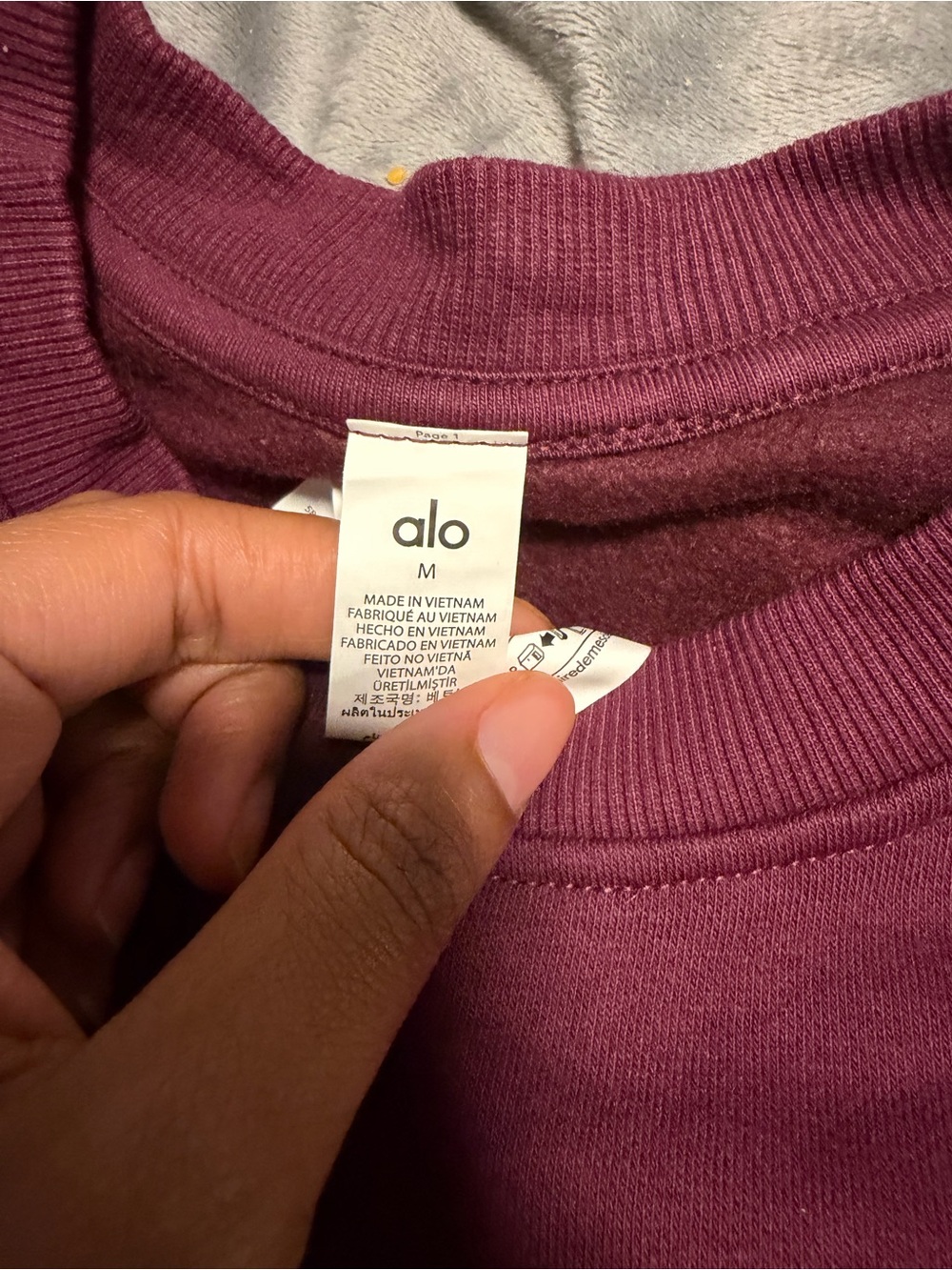 ALO Yoga womens Crewneck Sweatshirt - Picture 3 of 6